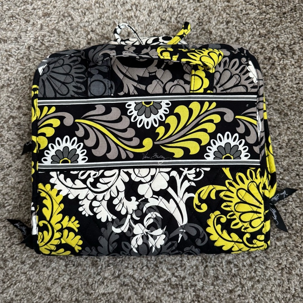 Vera Bradley Baroque Pattern Hanging Travel Bag - Picture 2 of 9